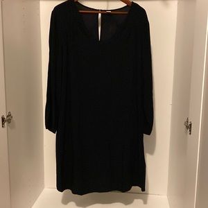OLD NAVY LONG SLEEVE BLACK SHIFT DRESS